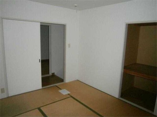 サンガーデン片岡の物件内観写真